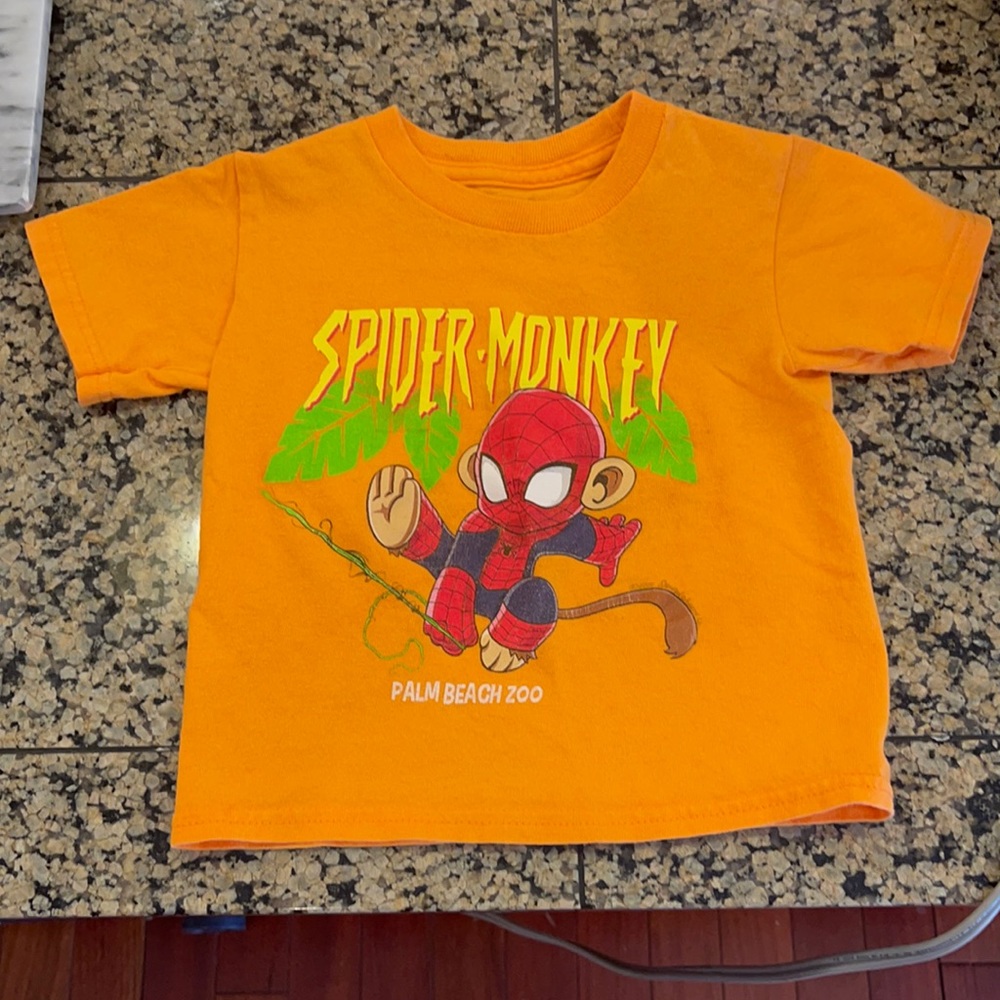 Kids tee